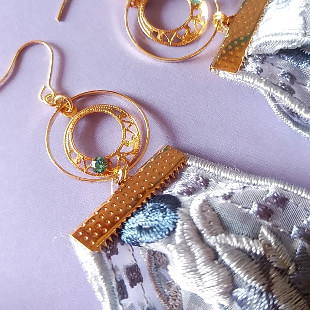 【◆】薬屋のひとりごと 梨花妃イメージピアス・イヤリング