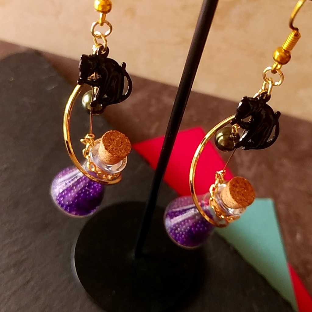 【◆】薬屋のひとりごと 猫猫(毒)イメージピアス・イヤリング