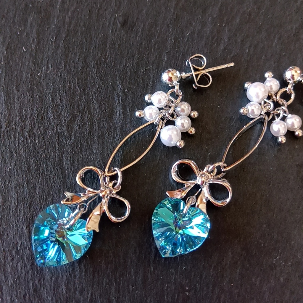 【◆限定2点】水色ハートのピアス・イヤリング