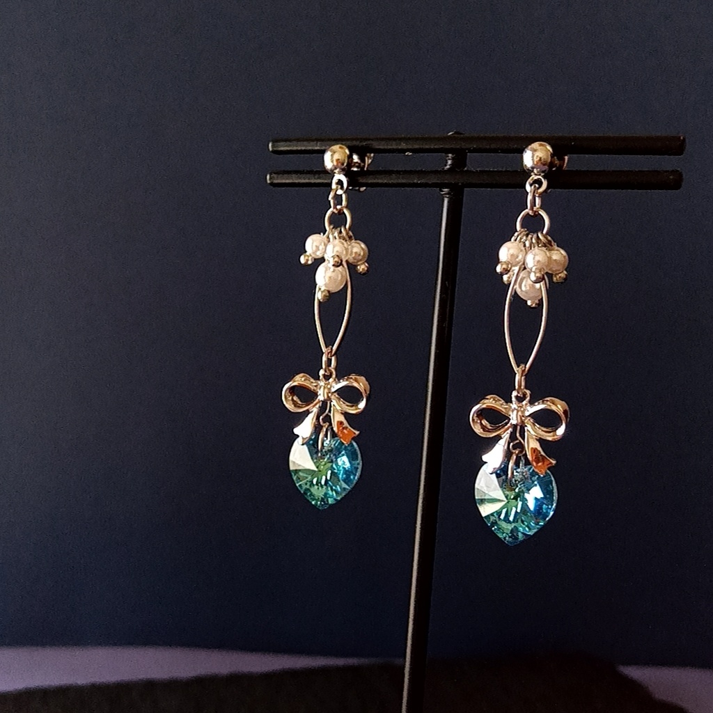 【◆限定2点】水色ハートのピアス・イヤリング