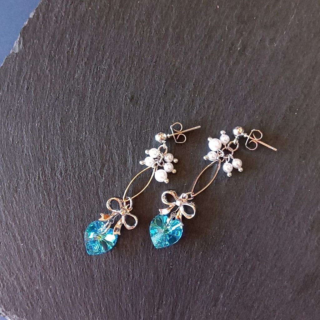 【◆限定2点】水色ハートのピアス・イヤリング