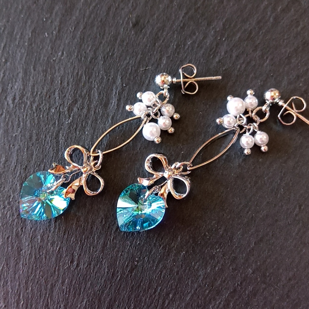 【◆限定2点】水色ハートのピアス・イヤリング