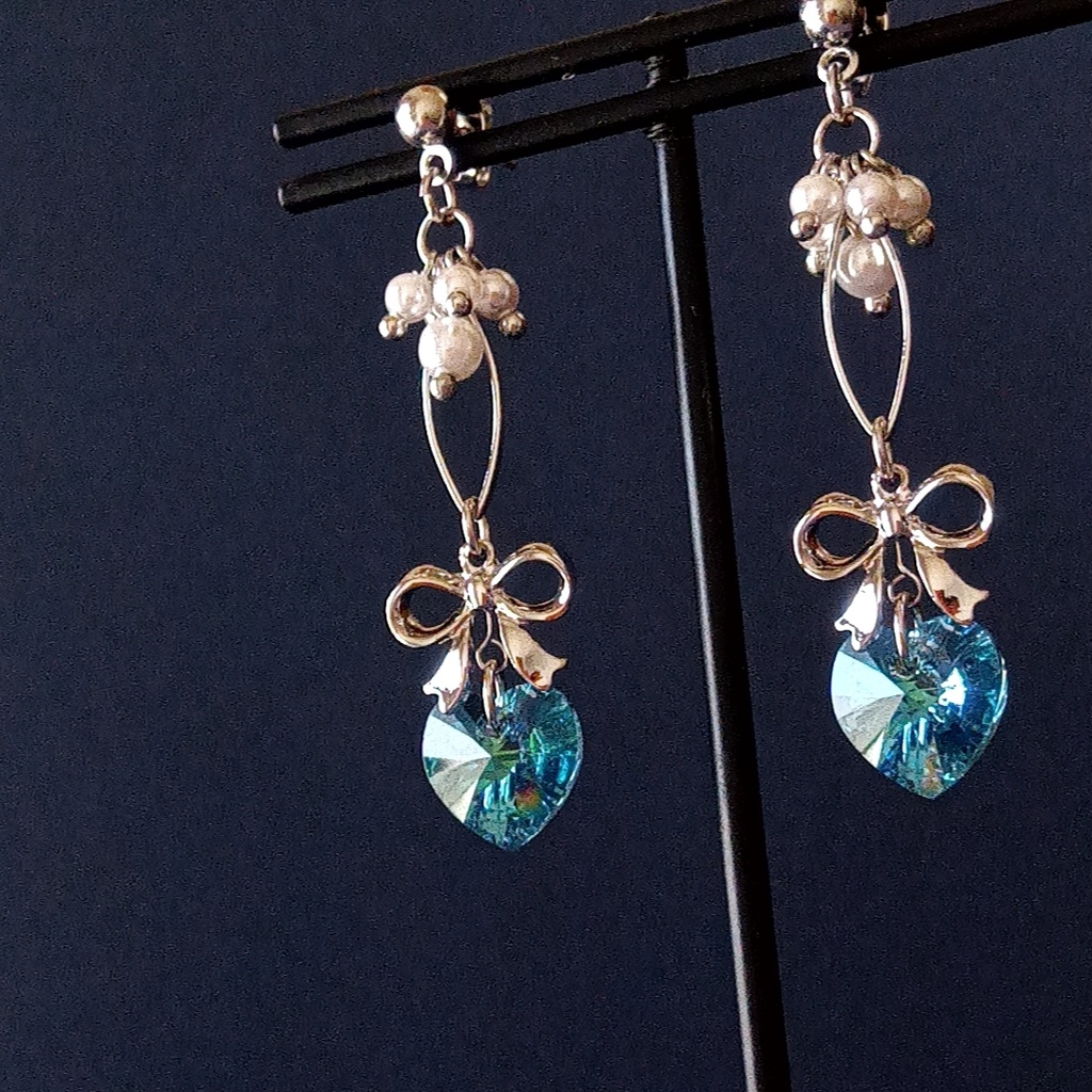 【◆限定2点】水色ハートのピアス・イヤリング