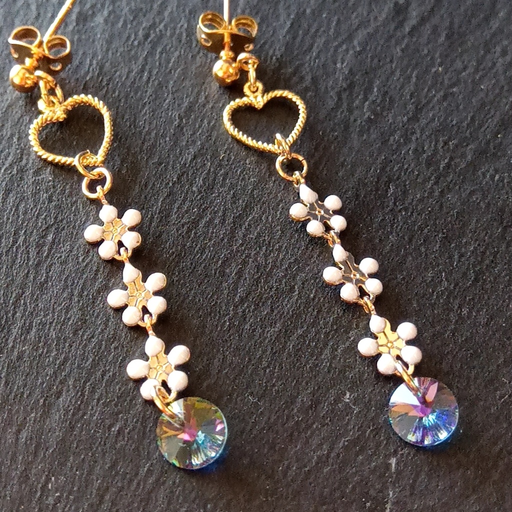 【◆限定2点】3連花のスレンダーピアス・イヤリング