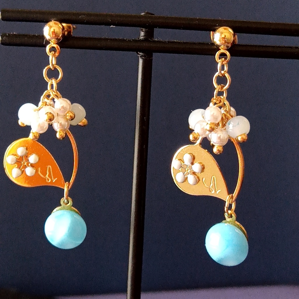 【◆限定1点】ハートとグラスブルーのピアス・イヤリング