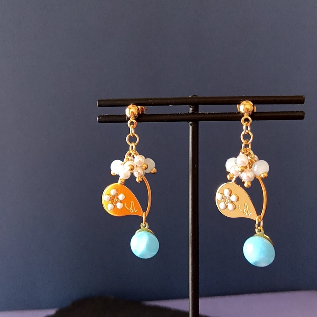 【◆限定1点】ハートとグラスブルーのピアス・イヤリング