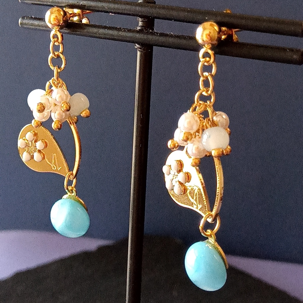 【◆限定1点】ハートとグラスブルーのピアス・イヤリング