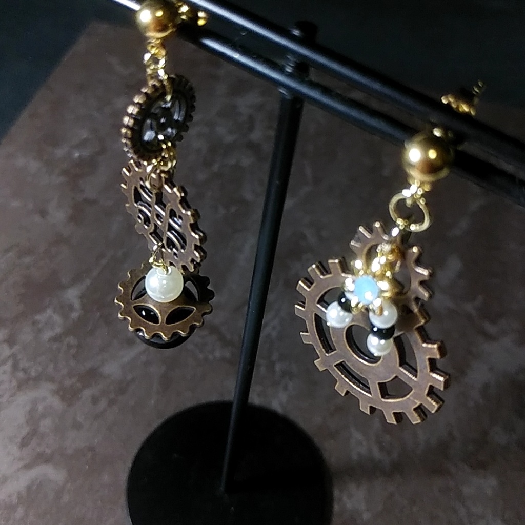 【◆限定2点】機械仕掛けのピアス・イヤリング