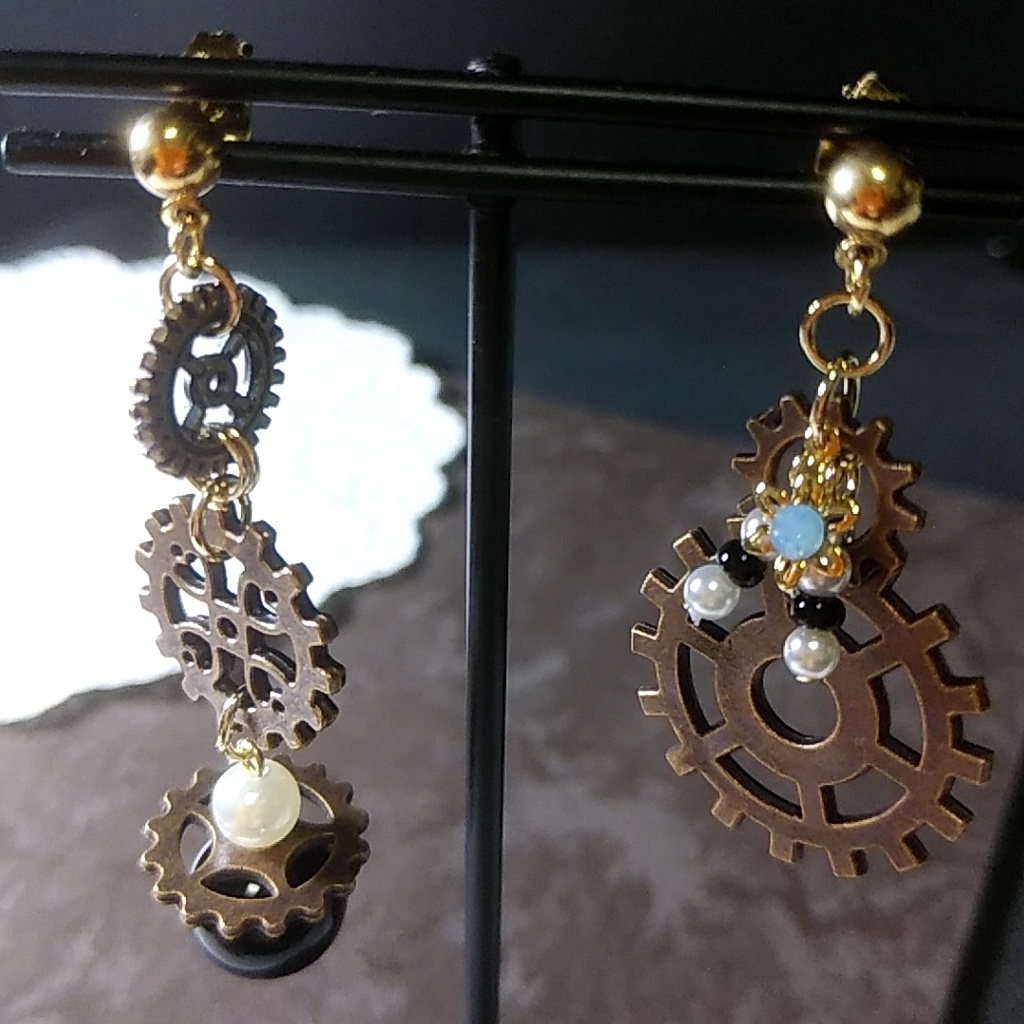 【◆限定2点】機械仕掛けのピアス・イヤリング