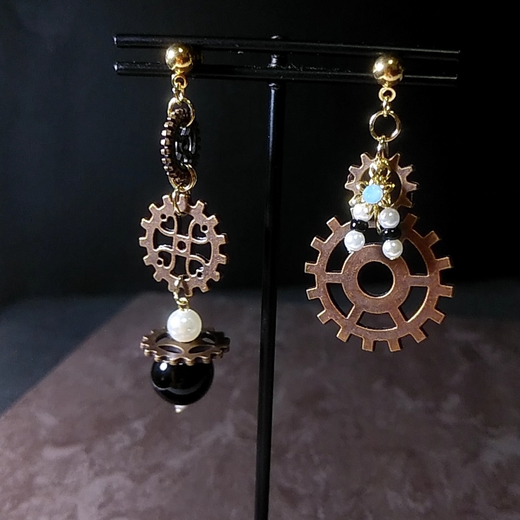 【◆限定2点】機械仕掛けのピアス・イヤリング