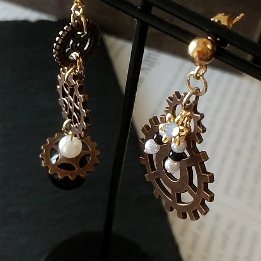 【◆限定2点】機械仕掛けのピアス・イヤリング
