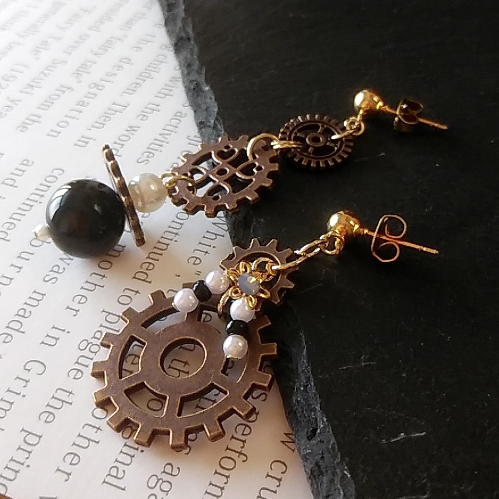 【◆限定2点】機械仕掛けのピアス・イヤリング