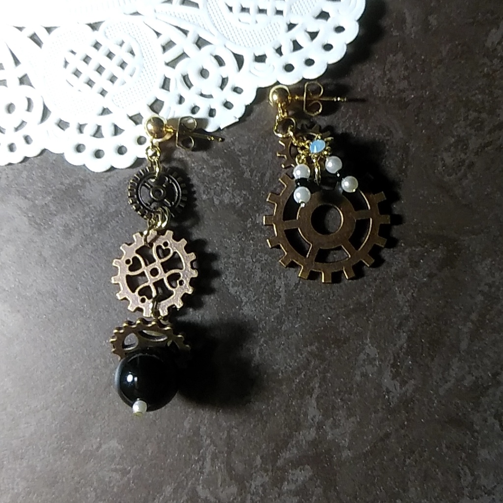 【◆限定2点】機械仕掛けのピアス・イヤリング