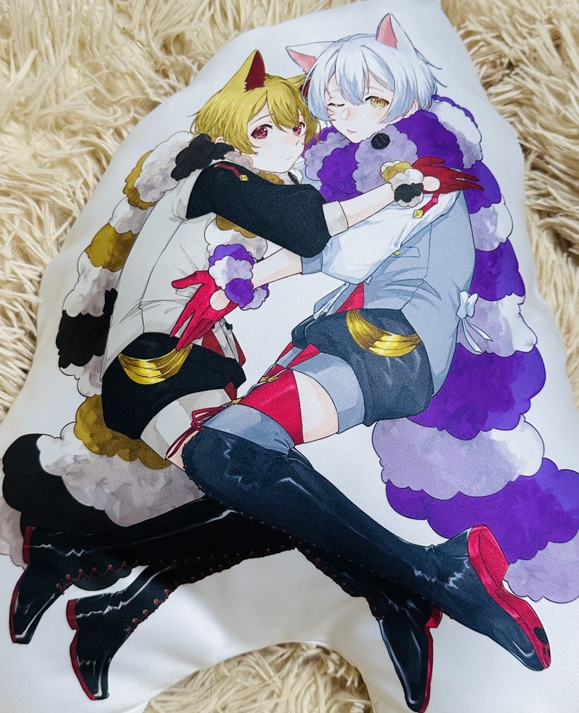 ソーン=ユーリエフ 両面クッション