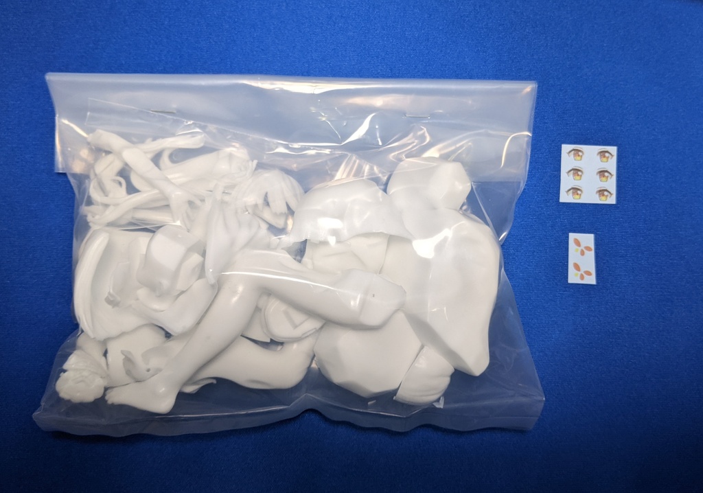 温泉むすめ「奥津かがみ」1/8 ガレージキット