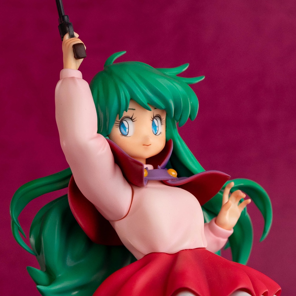 ドリームハンター麗夢「綾小路麗夢 探偵服」1/7ガレージキット