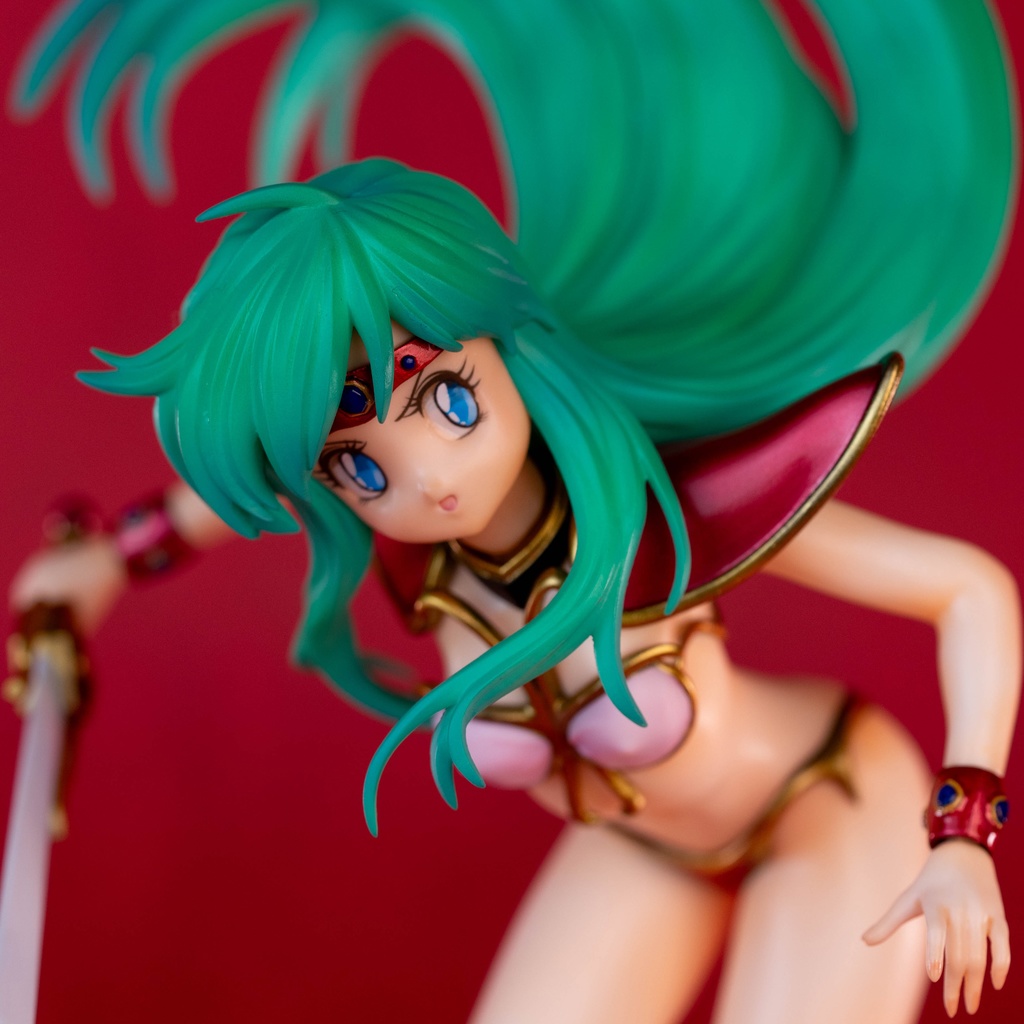 ドリームハンター麗夢「綾小路麗夢 ビキニアーマー」1/7ガレージキット