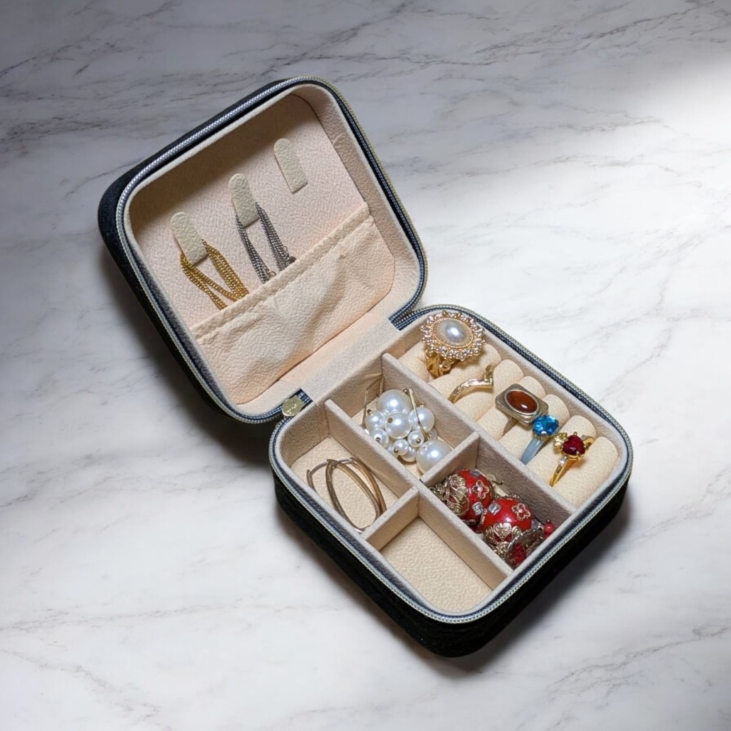 Obey Me! img アクセサリーケース