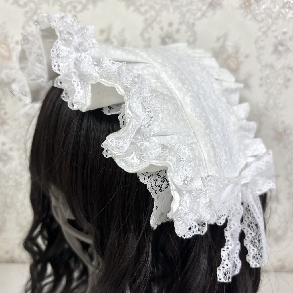 ハーフボンネ風ヘッドドレス(白小花)