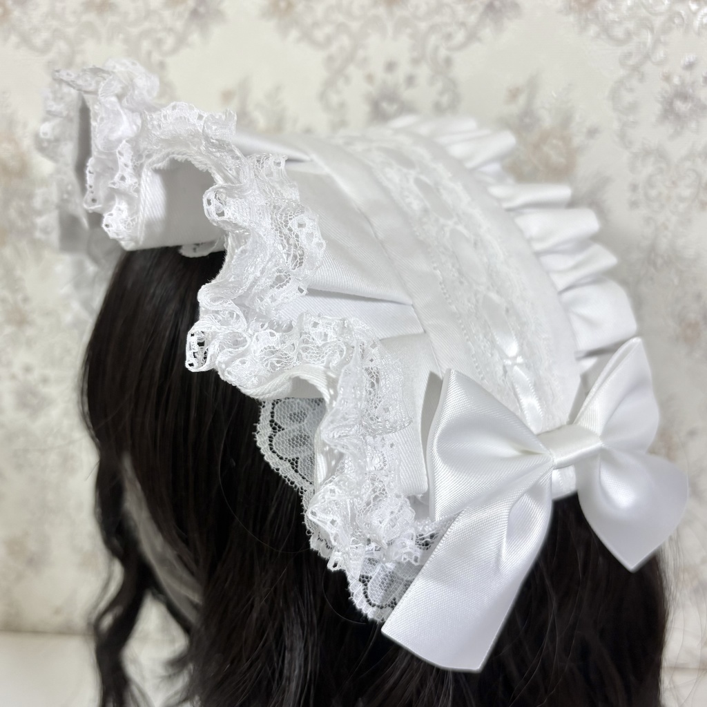 ハーフボンネ風ヘッドドレス(白フリル)