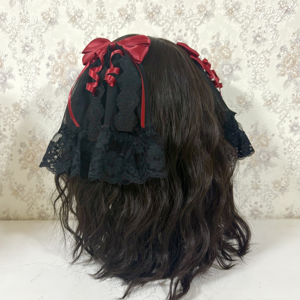 チュール付きリボンクリップ（黒ボルドー ）