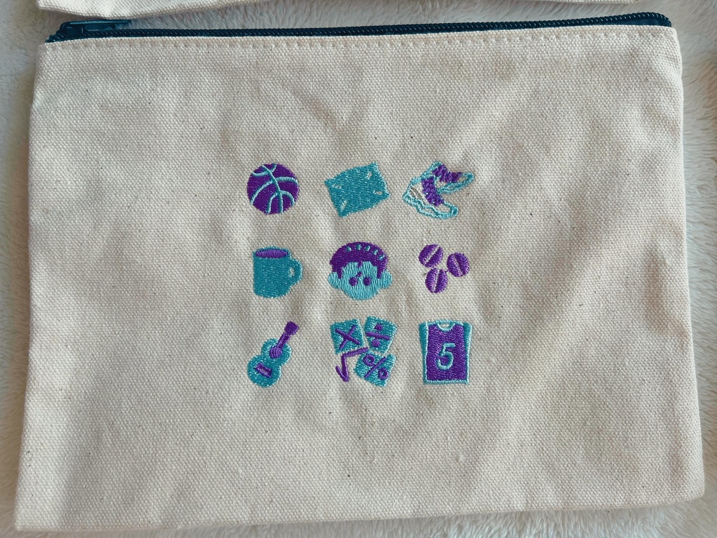 刺繍ポーチ