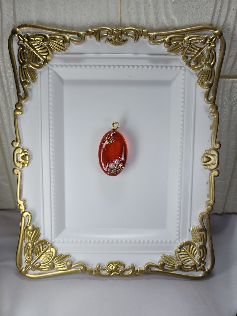 ペンダント:レッド1