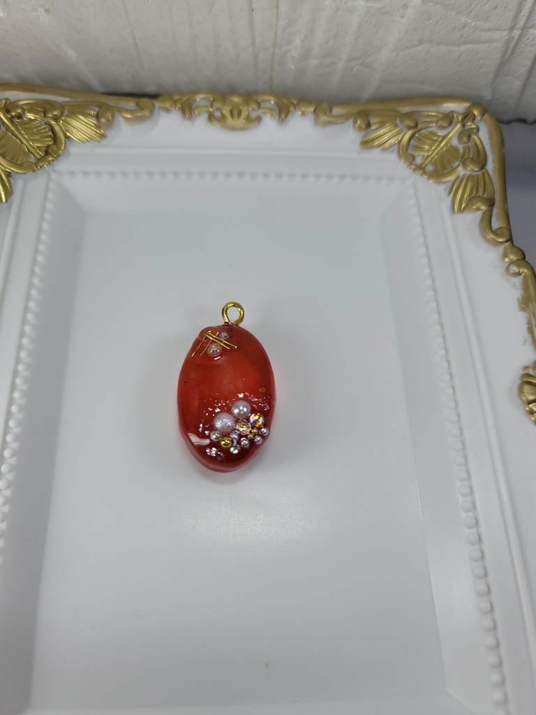 ペンダント:レッド1