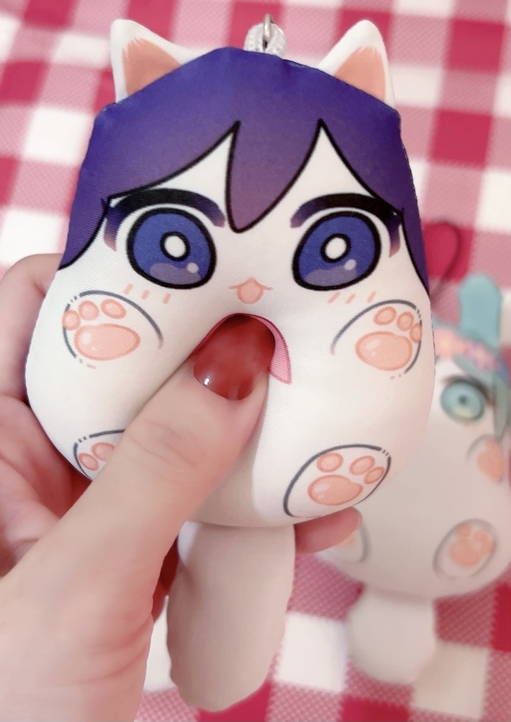 OMOCHI みみ&しっぽ付きクッションストラップ