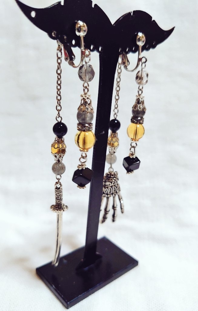 【受注生産】4wayイヤリング&ピアス【黒野生誕記念】