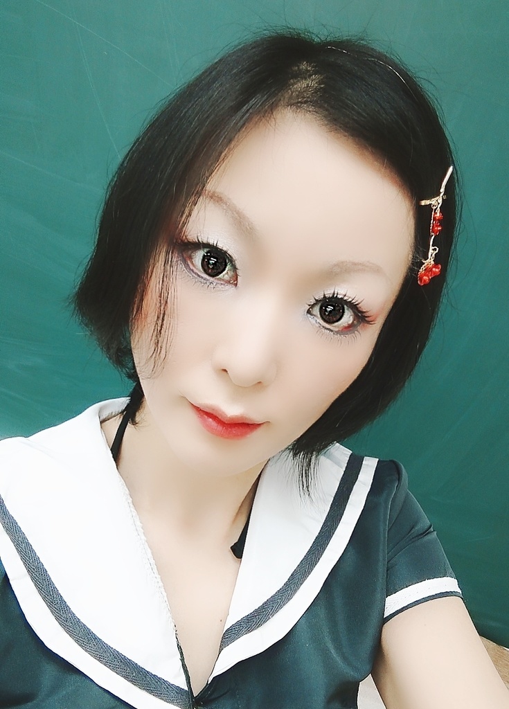 【受注生産】揺れる薔薇のヘアピン2本【コーデ例有】