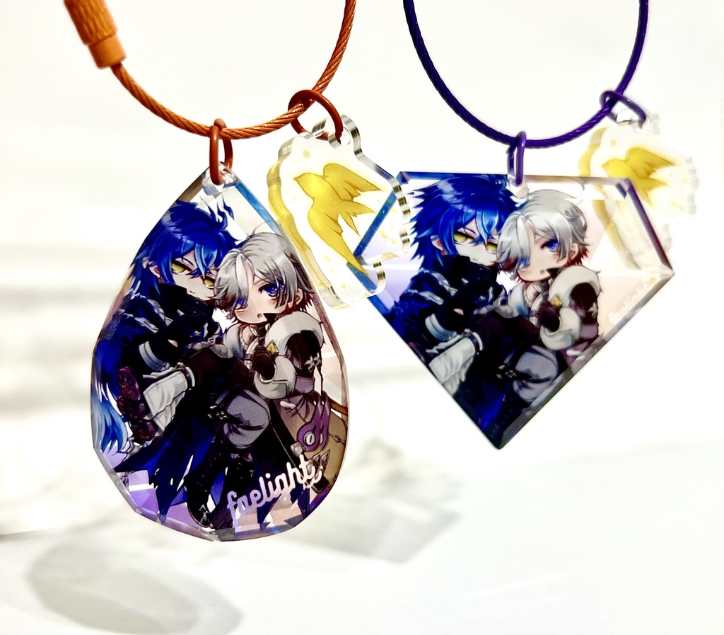 ンズイル宝石カット　アクリルキーホルダー