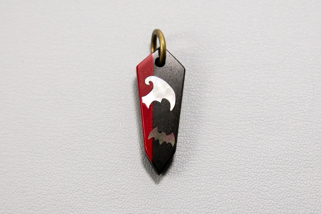 小悪魔 木製インレイアクセサリー(ペンダント・キーホルダー・ストラップ)