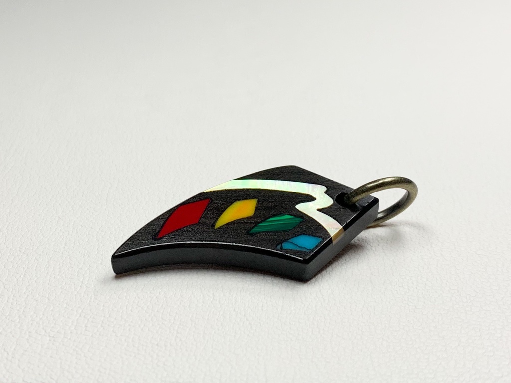 フラン 木製インレイアクセサリー(ペンダント・キーホルダー・ストラップ)