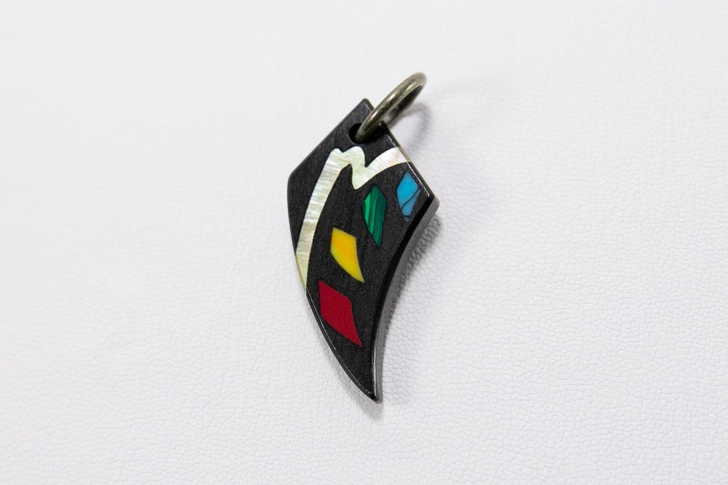 フラン 木製インレイアクセサリー(ペンダント・キーホルダー・ストラップ)