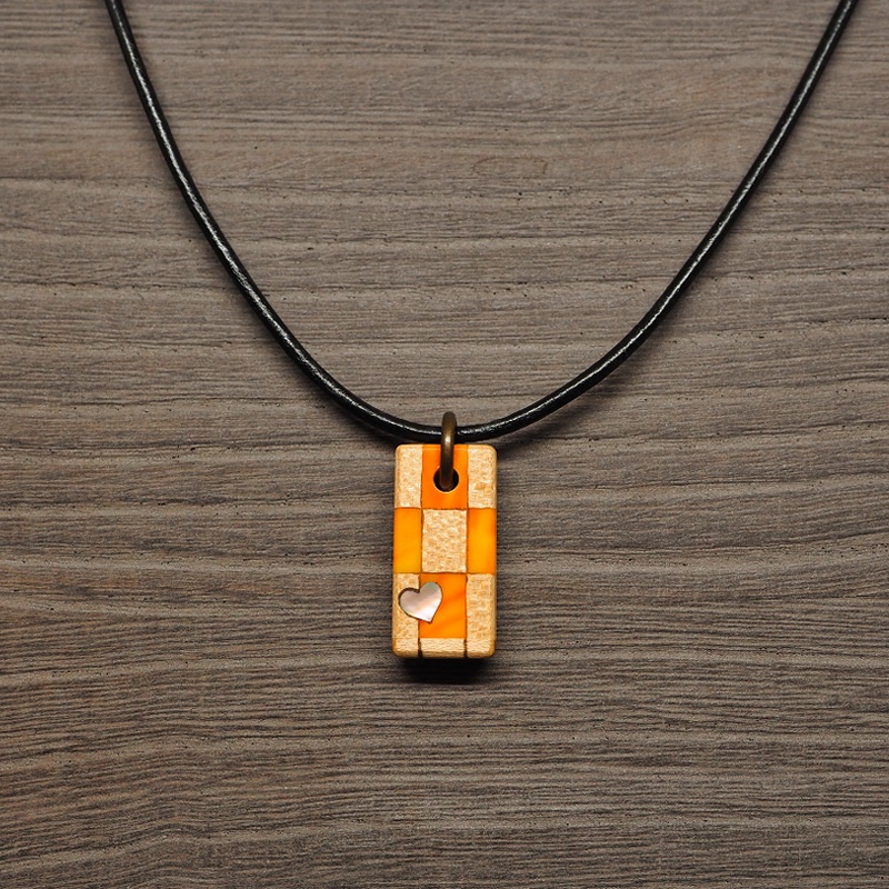 姫海棠はたて 木製インレイアクセサリー(ペンダント・キーホルダー・ストラップ)