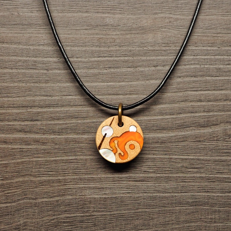 鈴瑚 木製インレイアクセサリー(ペンダント・キーホルダー・ストラップ)