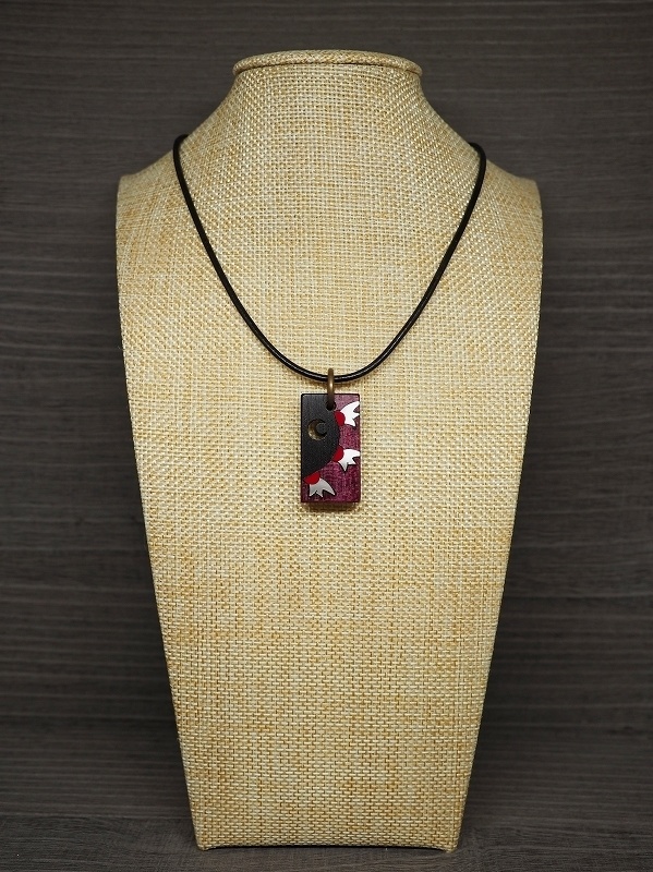 ミスティア 木製インレイアクセサリー(ペンダント・キーホルダー・ストラップ)