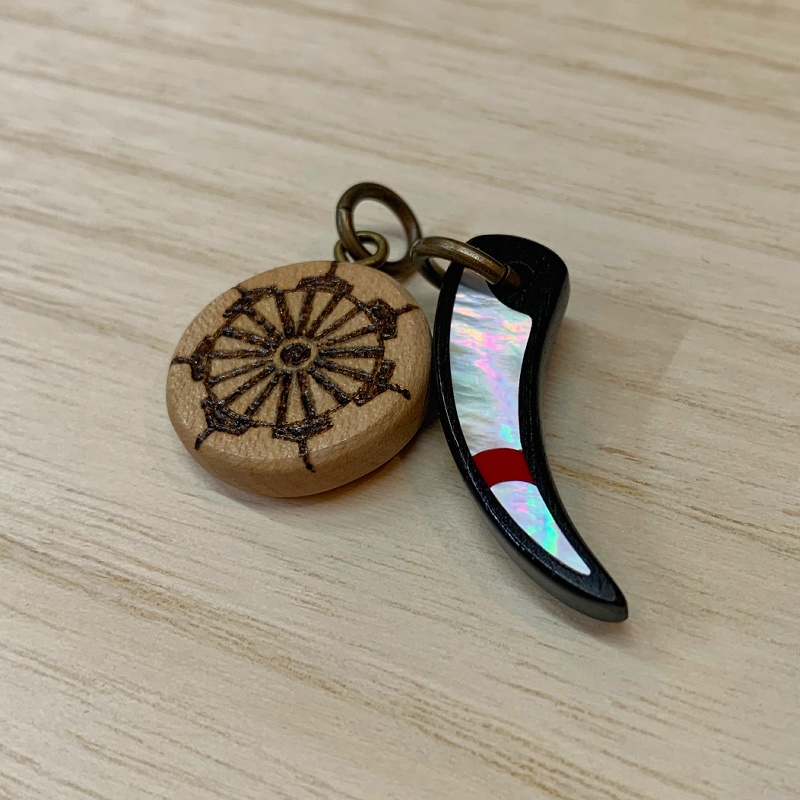 慧音 木製インレイアクセサリー(ペンダント・キーホルダー・ストラップ)