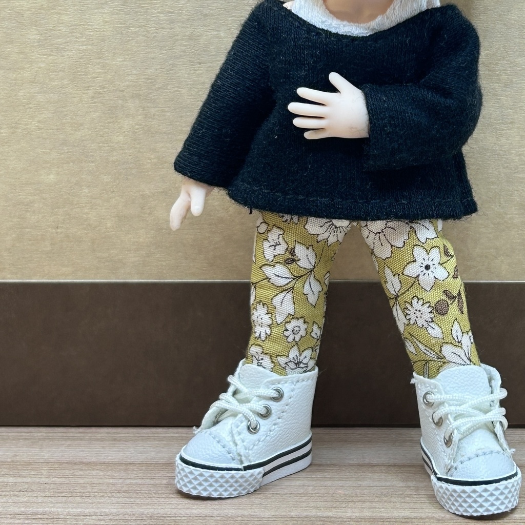 (オビツ11)パンツ 花柄