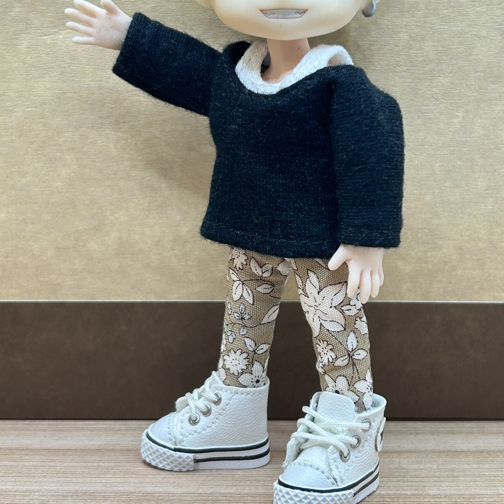 (オビツ11)パンツ 花柄