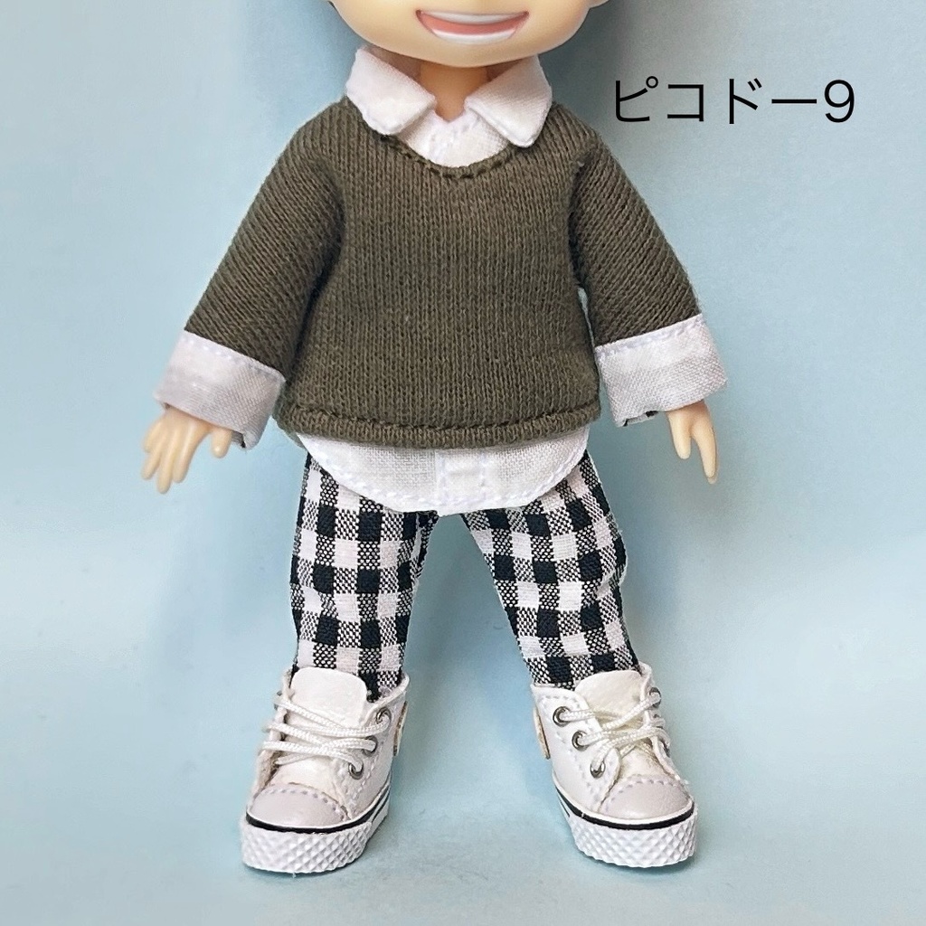 重ね着風 トレーナー【オビツ11/ピコドー/ねんどろいど】