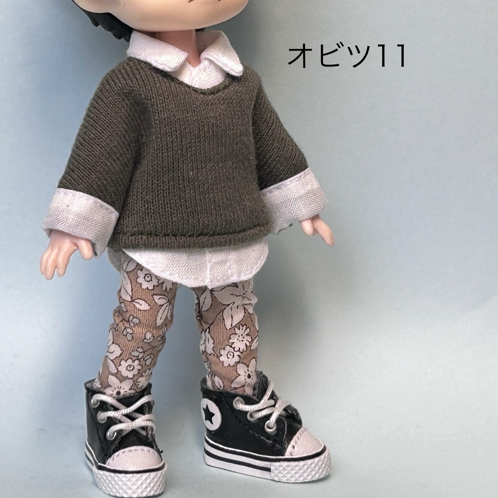 重ね着風 トレーナー【オビツ11/ピコドー/ねんどろいど】