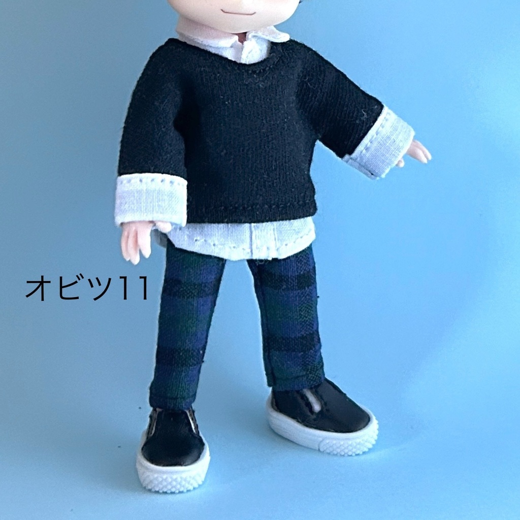 重ね着風 トレーナー【オビツ11/ピコドー/ねんどろいど】