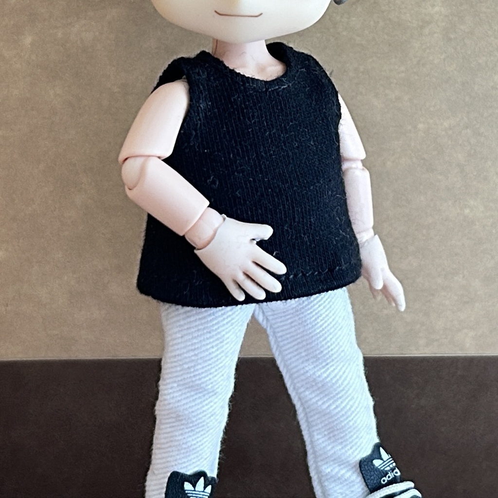 タンクトップ 黒 ノースリーブ【オビツ11 /ピコドー /ねんどろいどどーる】