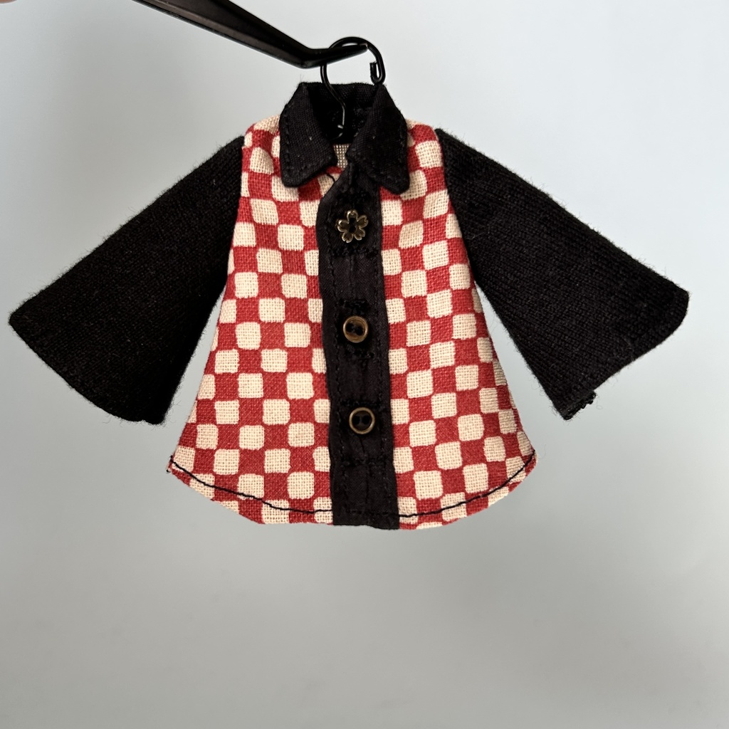 ゆったり黒袖シャツ【オビツ11/ピコドー /ねんどろいど】