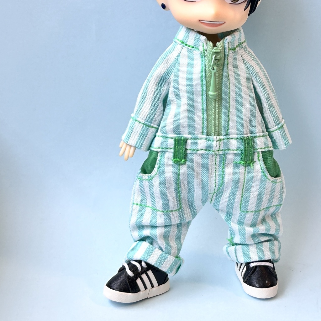 ストライブ柄のつなぎ(オビツ11身長調整・ピコドー10)