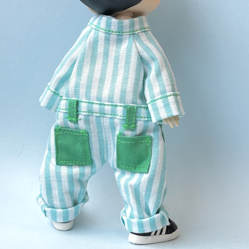 ストライブ柄のつなぎ(オビツ11身長調整・ピコドー10)