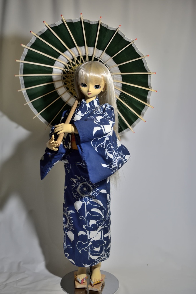 ドールサイズの和傘 1/3サイズ用蛇の目傘 深緑色