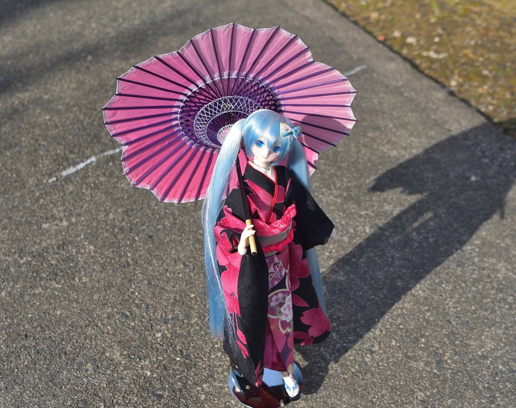 ドールサイズのミニ和傘 桜型 伝統的工芸品 岐阜和傘 予約受付です。